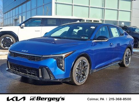 Used 2025 Kia K4 GT-Line w/ GT-Line Sunroof Package FWD image 1