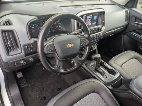 Used 2017 Chevrolet Colorado Z71 image 16