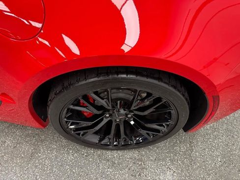 Used 2017 Chevrolet Corvette Z06 RWD image 25