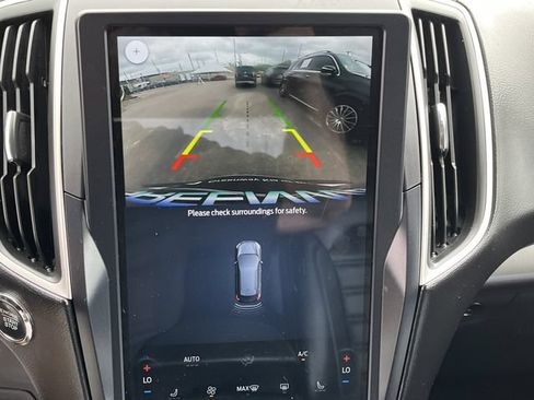Used 2023 Ford Edge SEL AWD/4WD image 15