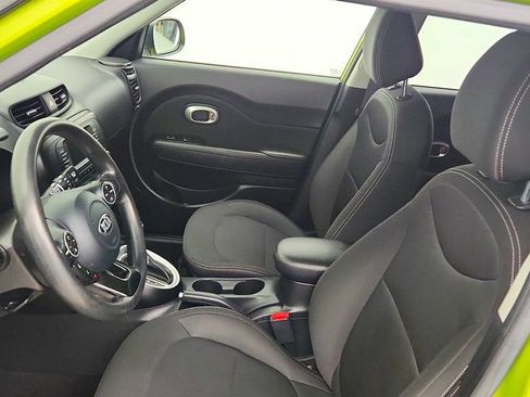 Used 2017 Kia Soul FWD image 19