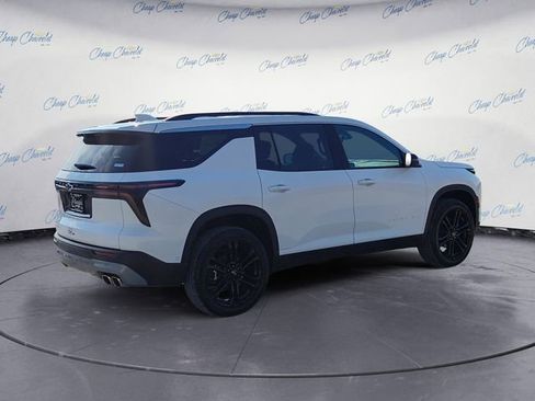 New 2026 Chevrolet Traverse LT w/ Enhanced Driving Package image 5