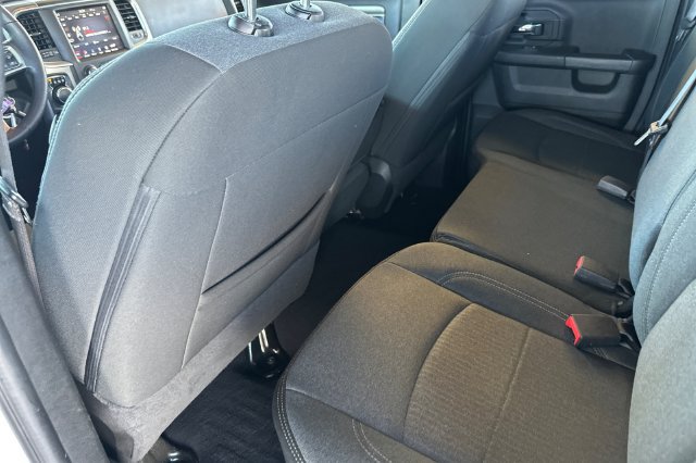 Used 2021 RAM 1500 Classic SLT RWD image 11