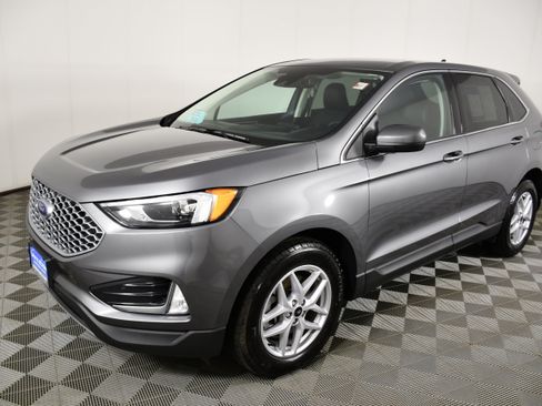 Used 2023 Ford Edge SEL w/ Convenience Package AWD/4WD image 10
