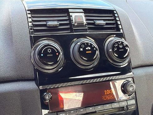 Used 2007 Saturn Sky image 25