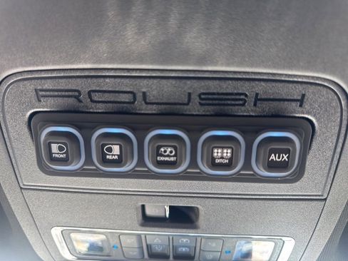 New 2025 Ford F150 Lariat w/ Equipment Group 501A Mid image 52