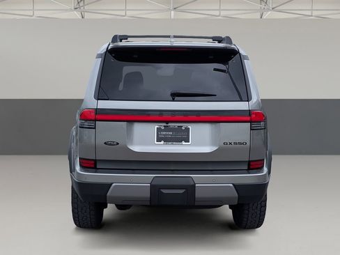 Used 2025 Lexus GX 550 image 8