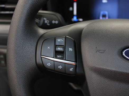 New 2025 Ford Maverick XL image 33