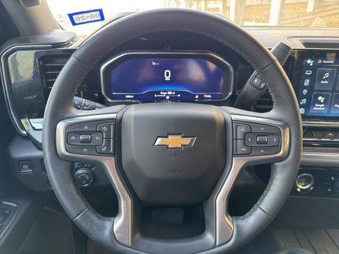 Used 2024 Chevrolet Silverado 1500 LT image 13