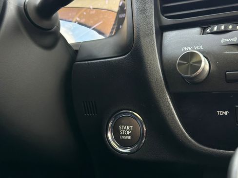 Used 2019 Lexus RX 350L AWD image 32