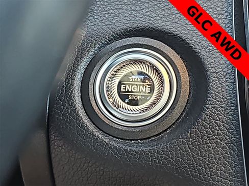 Used 2022 Mercedes-Benz GLC 300 4MATIC w/ Premium Package Lite image 24