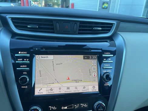 Used 2023 Nissan Murano Platinum w/ Cargo Package image 17