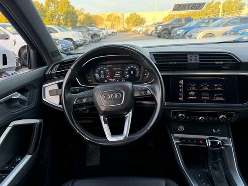 Used 2020 Audi Q3 2.0T Premium image 5