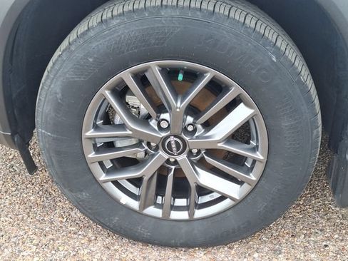 Certified 2025 Nissan Rogue S AWD/4WD image 26