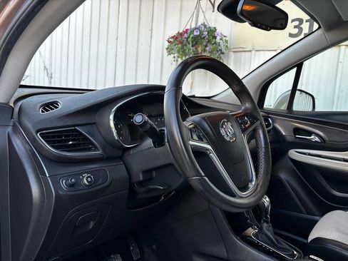 Used 2018 Buick Encore Preferred image 10
