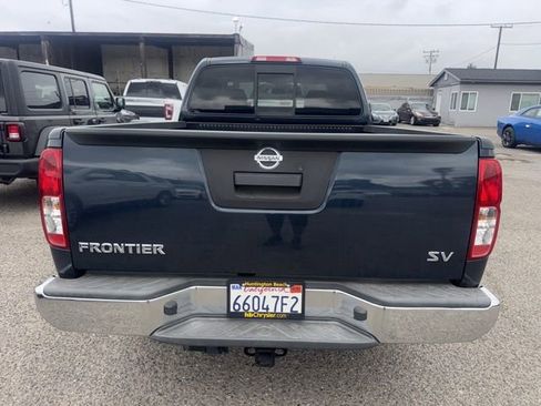 Used 2017 Nissan Frontier SV image 6