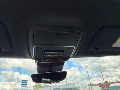 New 2026 Chevrolet Traverse RS w/ LPO, Floor Liner Package image 25