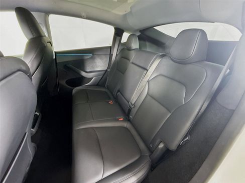 Used 2026 Tesla Model Y 2WD image 13