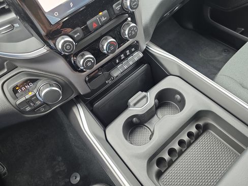 New 2026 RAM 1500 Express AWD/4WD image 22