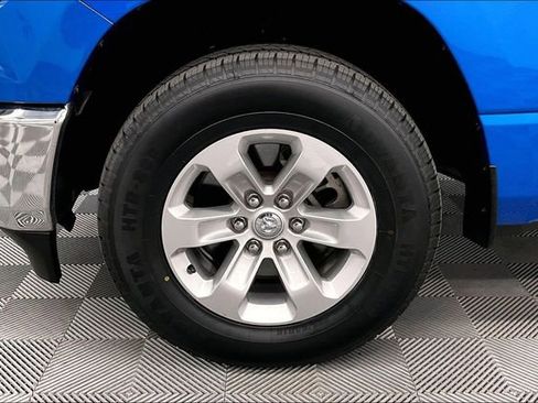 Used 2023 RAM 1500 Laramie AWD/4WD image 10