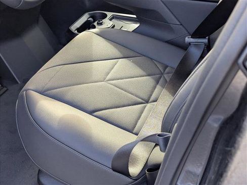 New 2026 BMW iX xDrive45 image 4