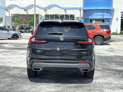 Used 2024 Honda CR-V Sport Touring image 8
