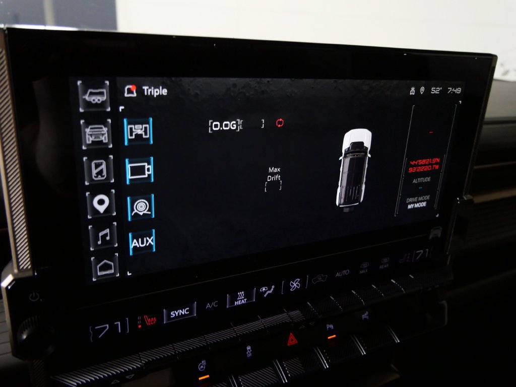 Used 2024 GMC Hummer EV 3X AWD/4WD image 31