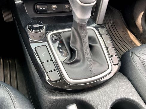 Used 2024 Kia Seltos EX AWD/4WD image 33