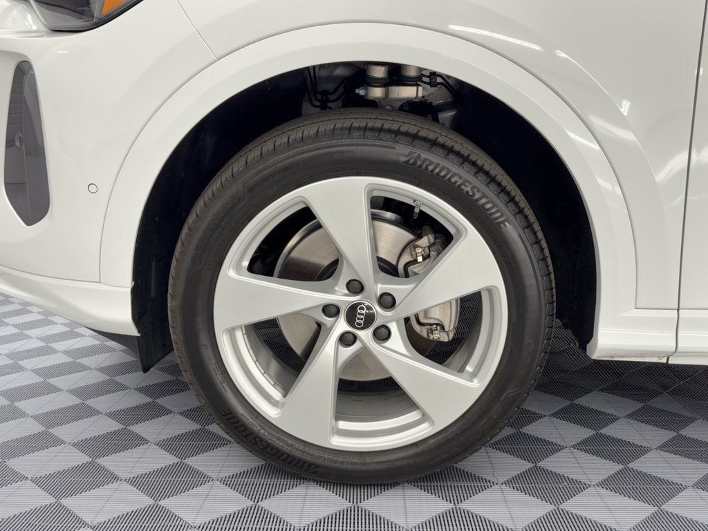 Used 2026 Audi Q5 Premium Plus AWD/4WD image 13