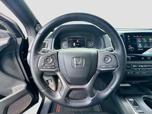 Used 2023 Honda Passport TrailSport image 14