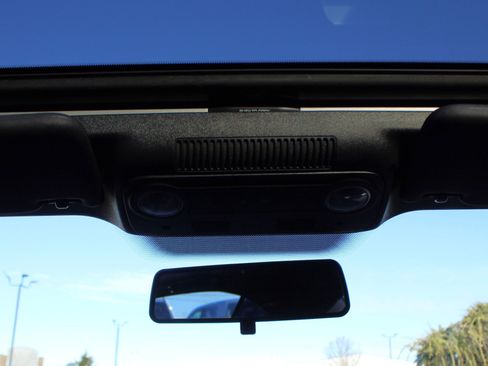 Used 2013 Volkswagen Eos Komfort image 18