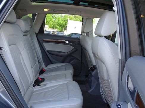 Used 2017 Audi Q5 2.0T Premium w/ Audi MMI Navigation Plus image 8