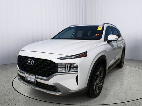 Used 2023 Hyundai Santa Fe SEL image 3