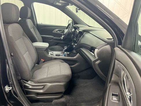 Used 2022 Chevrolet Traverse LT AWD/4WD image 21