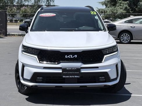 Certified 2023 Kia Sorento SX AWD/4WD image 3