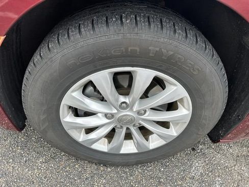 Used 2018 Chrysler Pacifica Touring-L Plus w/ Advanced Safetytec Group FWD image 4