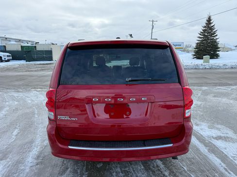 Used 2012 Dodge Grand Caravan SXT image 6