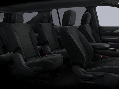 New 2024 Chevrolet Traverse LT image 8