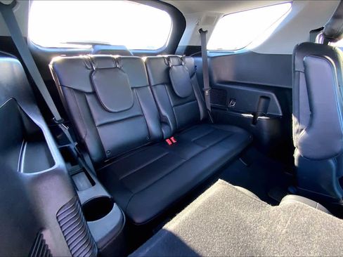 Used 2021 Ford Explorer Limited w/ Equipment Group 301A image 19