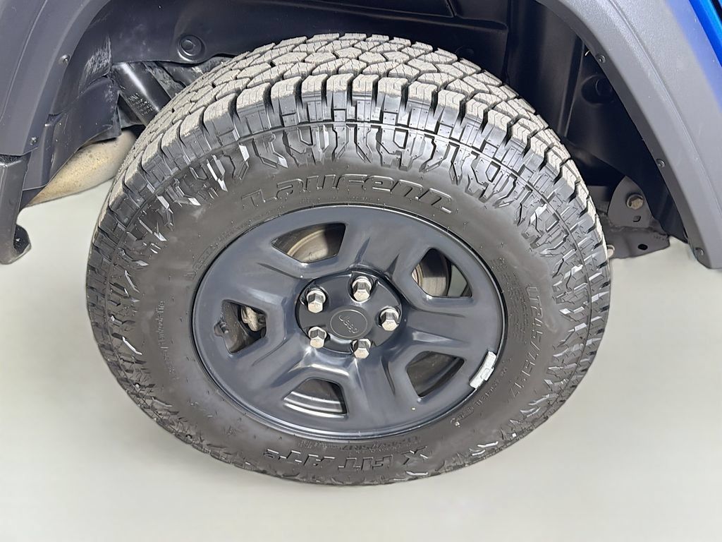 Used 2021 Jeep Wrangler Unlimited Sport AWD/4WD image 24