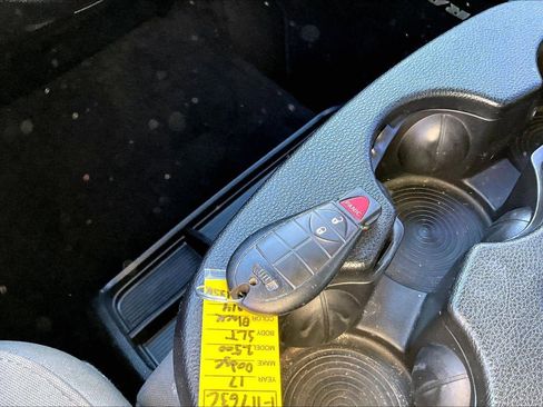 Used 2017 RAM 2500 SLT image 12