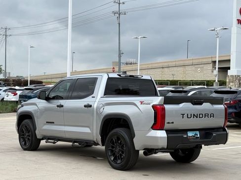 Used 2023 Toyota Tundra SR5 AWD/4WD image 8