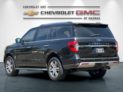 Used 2023 Ford Expedition Limited image 5