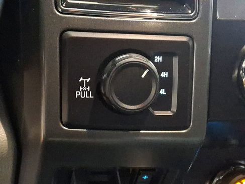 Used 2021 Ford F250 XLT w/ XLT Premium Package image 22