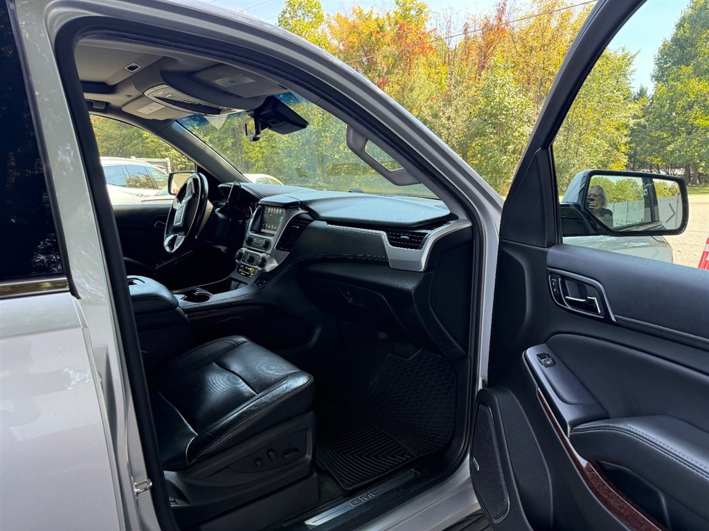 Used 2018 GMC Yukon SLT w/ Open Road Package AWD/4WD image 16