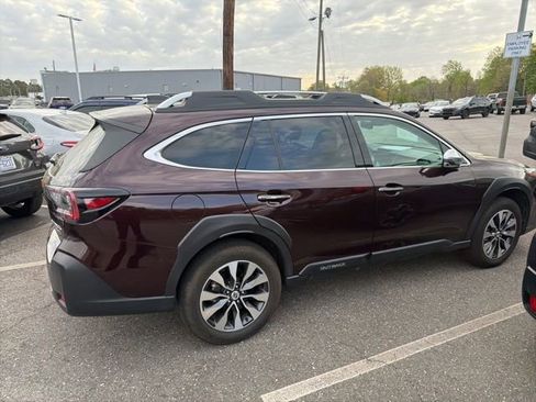 Used 2024 Subaru Outback Touring image 4