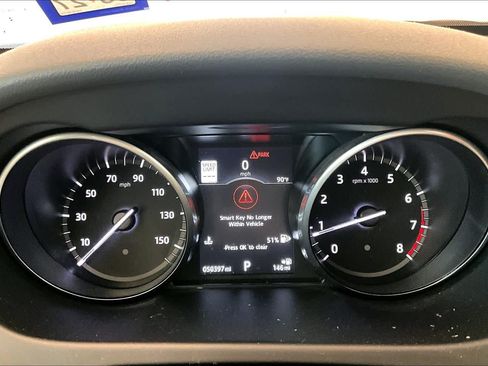 Used 2017 Land Rover Discovery Sport HSE AWD/4WD image 24