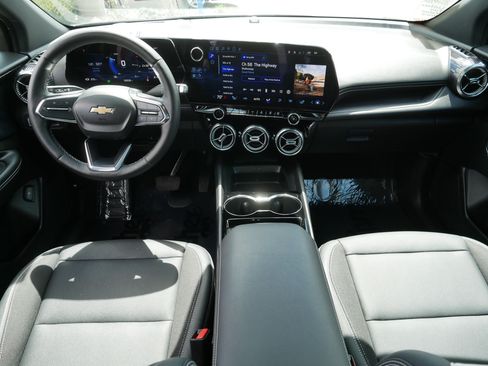 Used 2024 Chevrolet Blazer EV LT AWD/4WD image 10