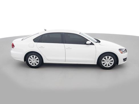 Used 2012 Volkswagen Passat 2.5 S image 4