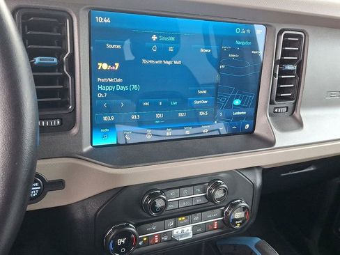 Used 2024 Ford Bronco Wildtrak image 24